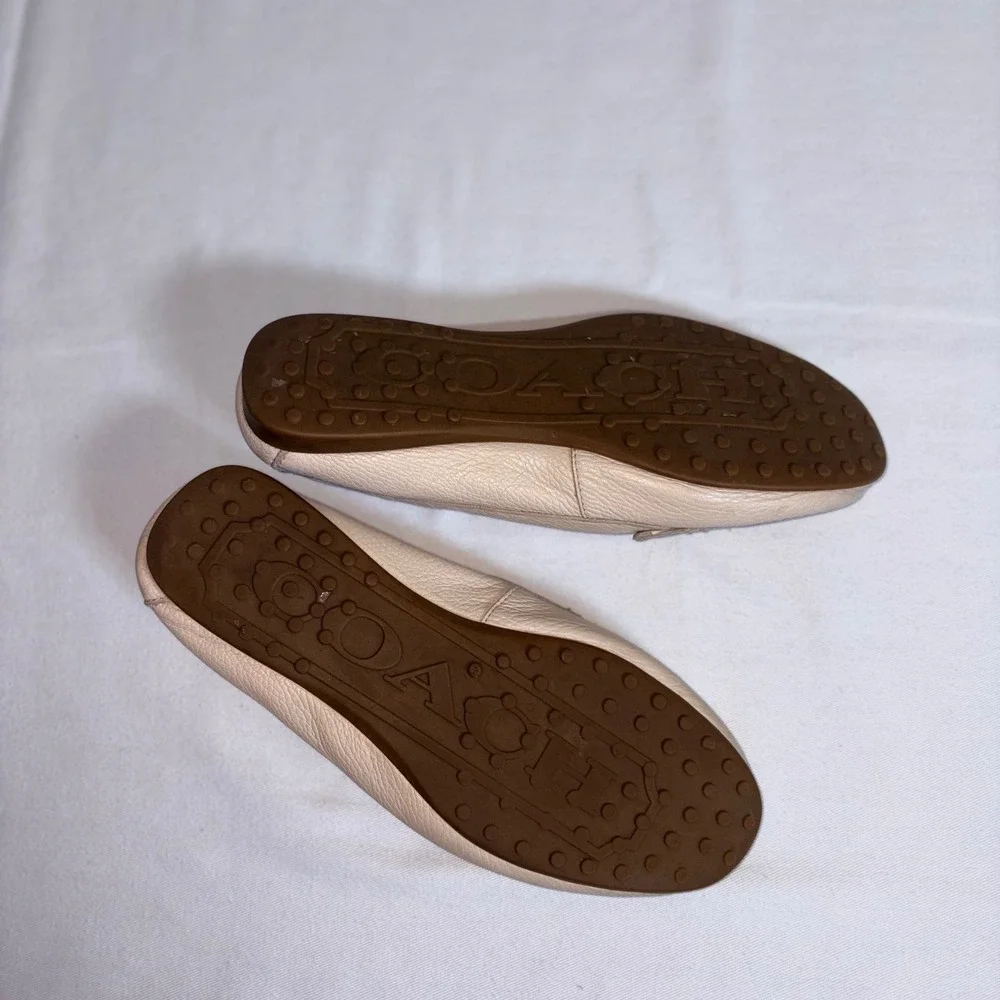 Coach Driving Loafers 37 Cream Fair Pebbled Leather Logo Plate Flats